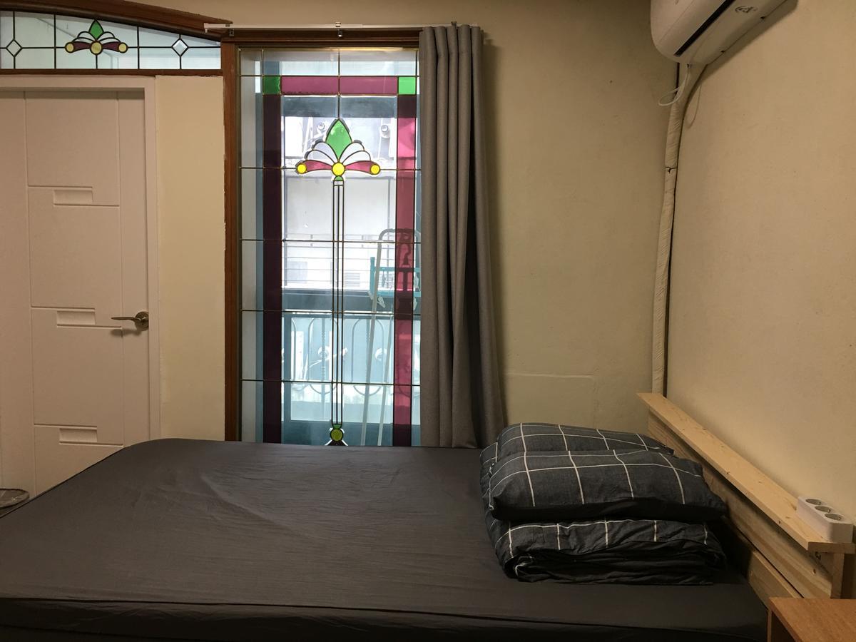 Hostel Take 1 Hongdae *